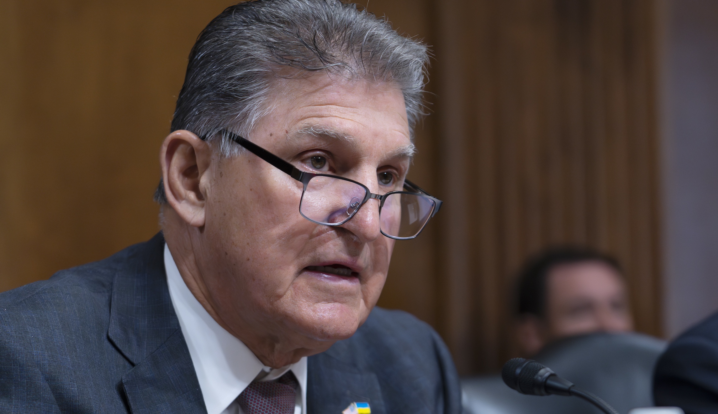 Manchin calls on Biden to end reelection campaign ‘with a heavy heart’