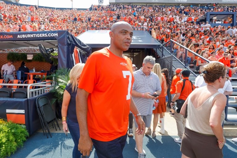 Charles Barkley threatens to punch any black person wearing Trump’s mug shot merch
