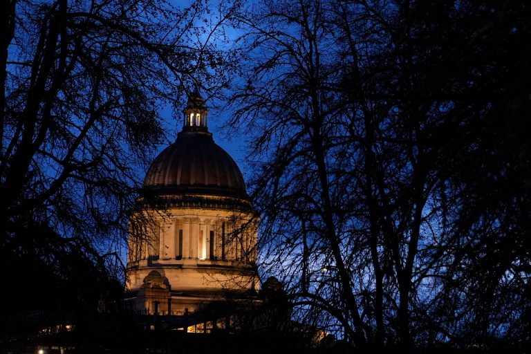 Gov. Ferguson signs executive order in anticipation of illegal alien deportations