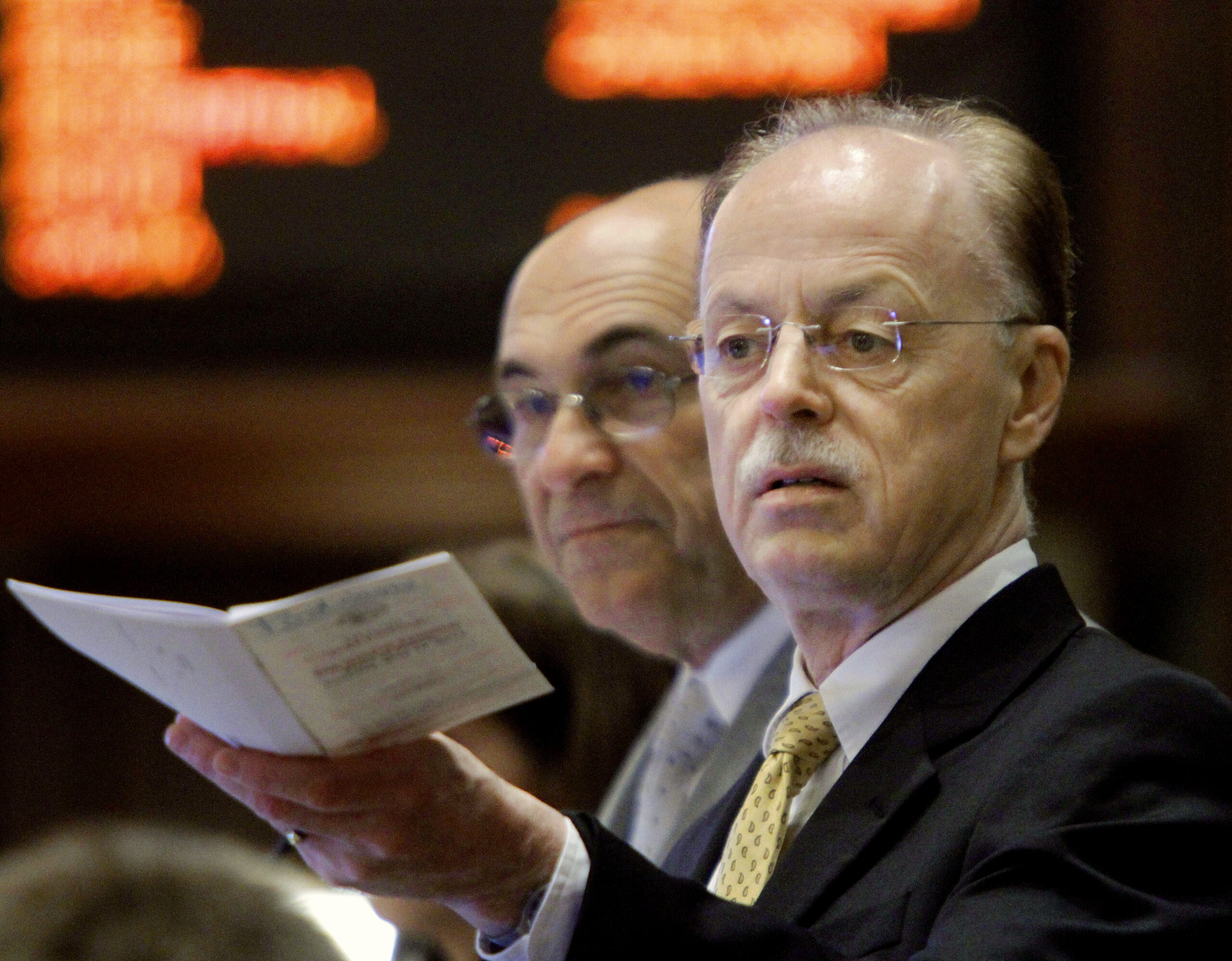 Legislator frustrated with lack of ethics reforms steps down from committee