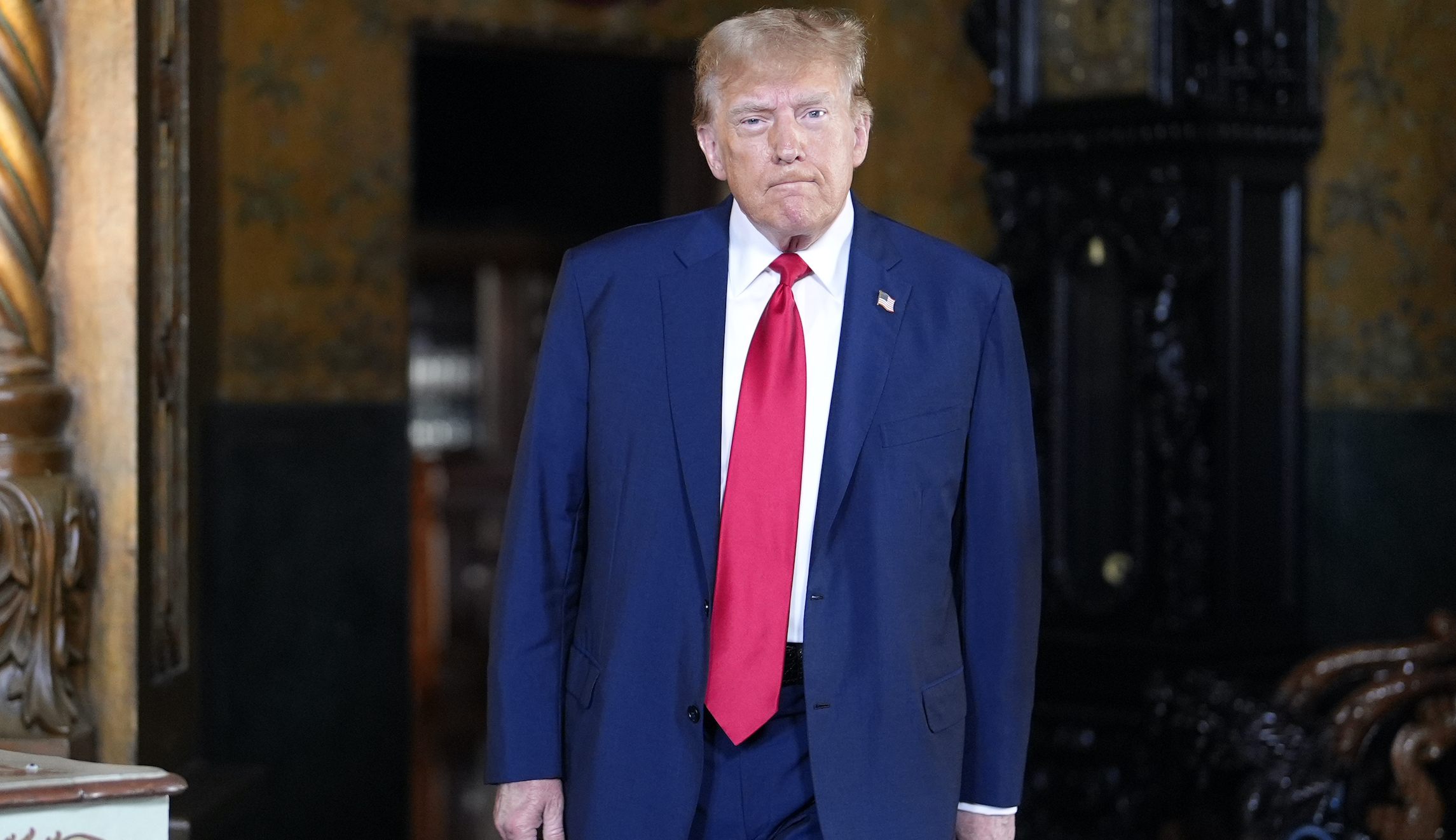Trump dominates Super Tuesday but faces warning signs in battle against Biden