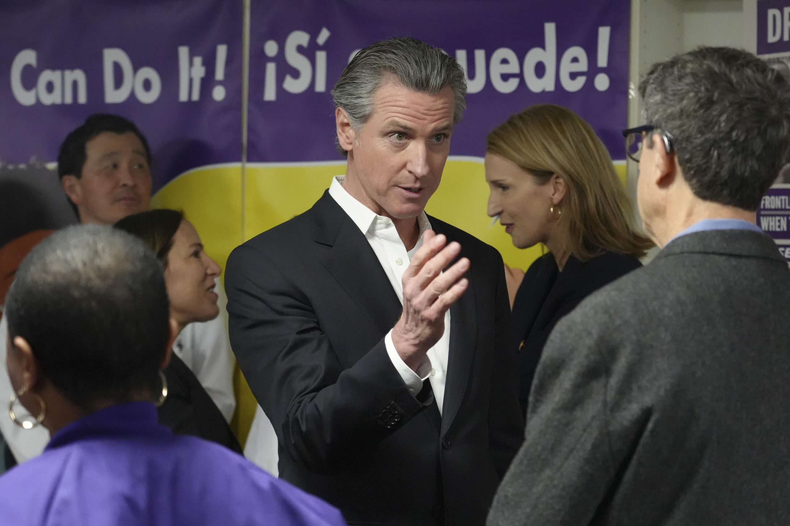 Billionaire donor to Newsom and Panera Bread franchise owner said he’ll raise California minimum wage for staff