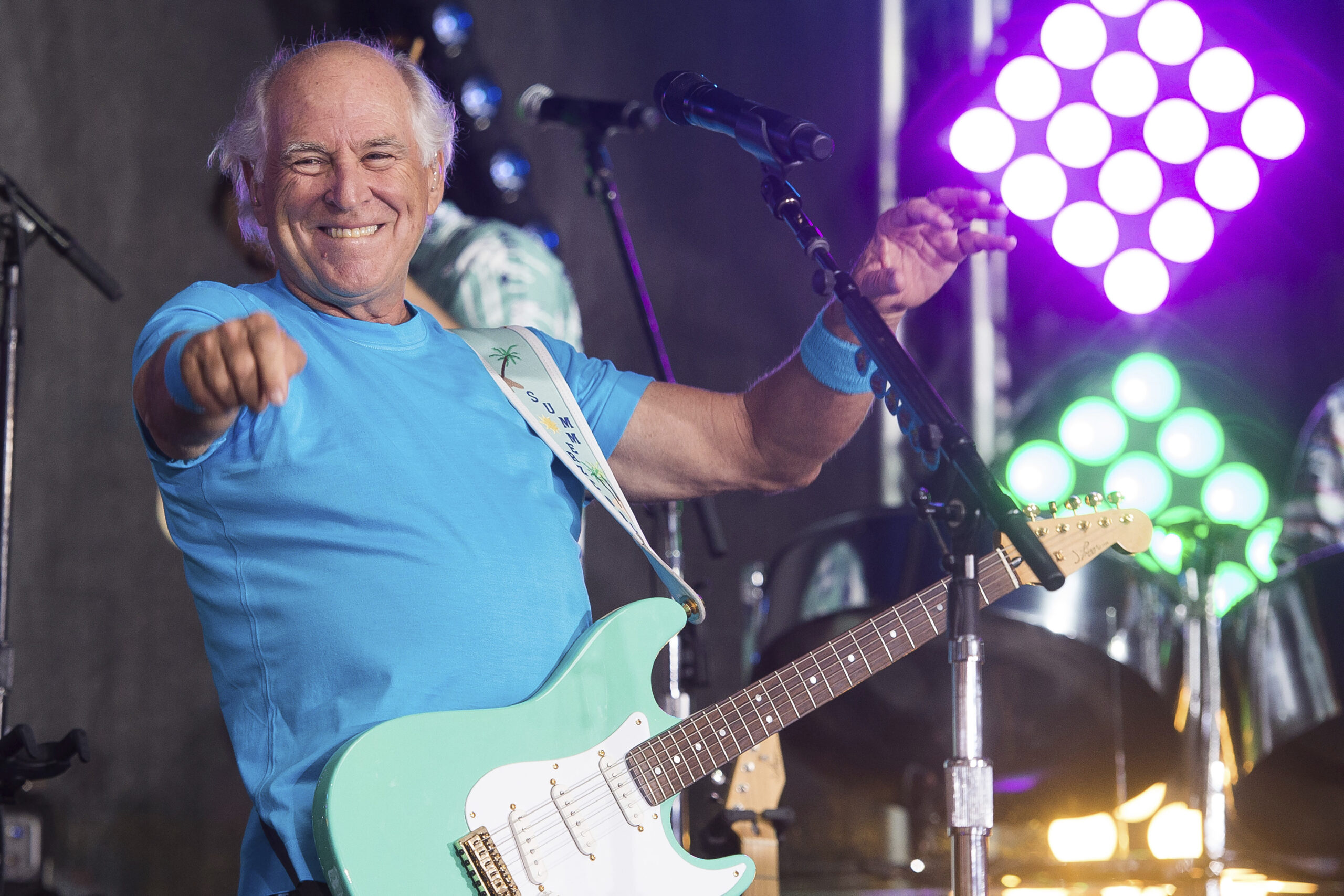 Florida congressman introduces bill to rename post office after Jimmy Buffett