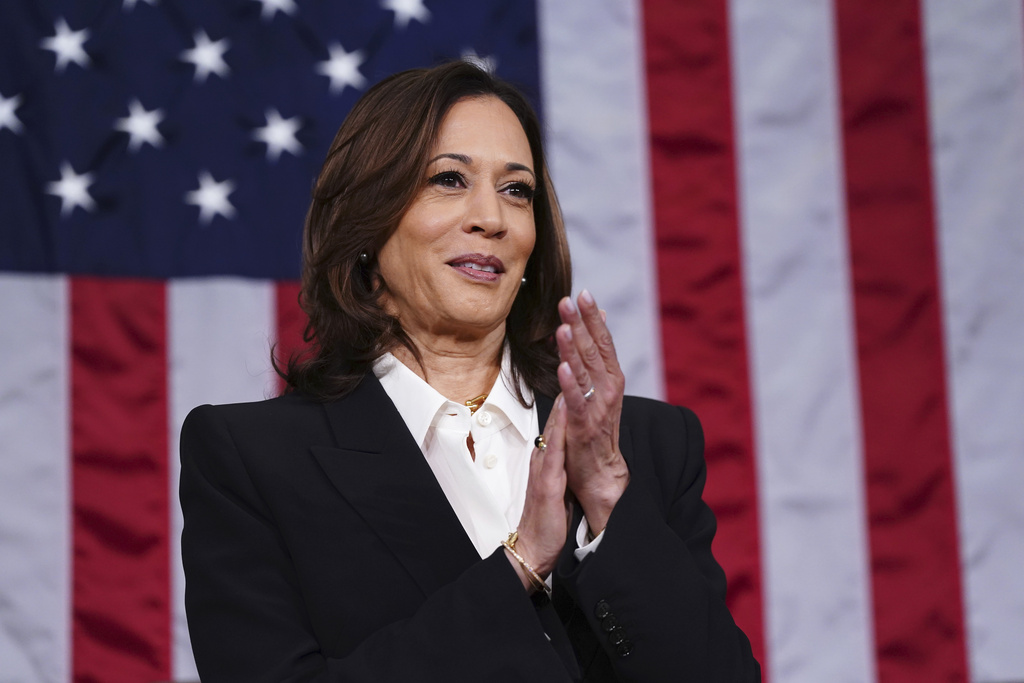 Kamala Harris becomes first vice president to visit Planned Parenthood abortion clinic