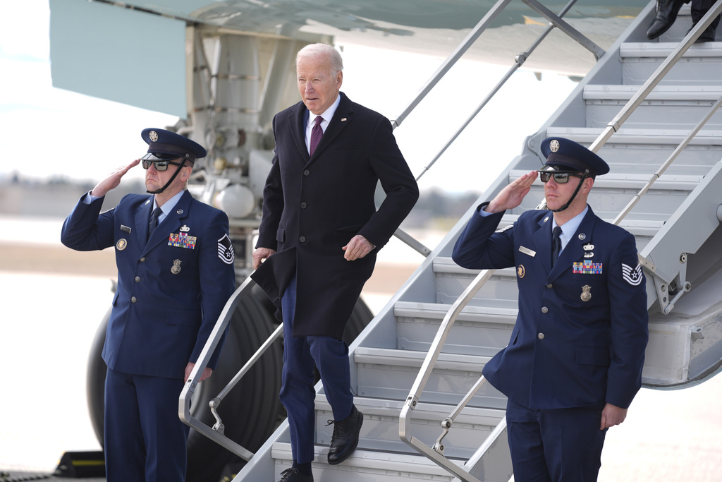 Biden ‘counting on’ border security ‘happening by itself’