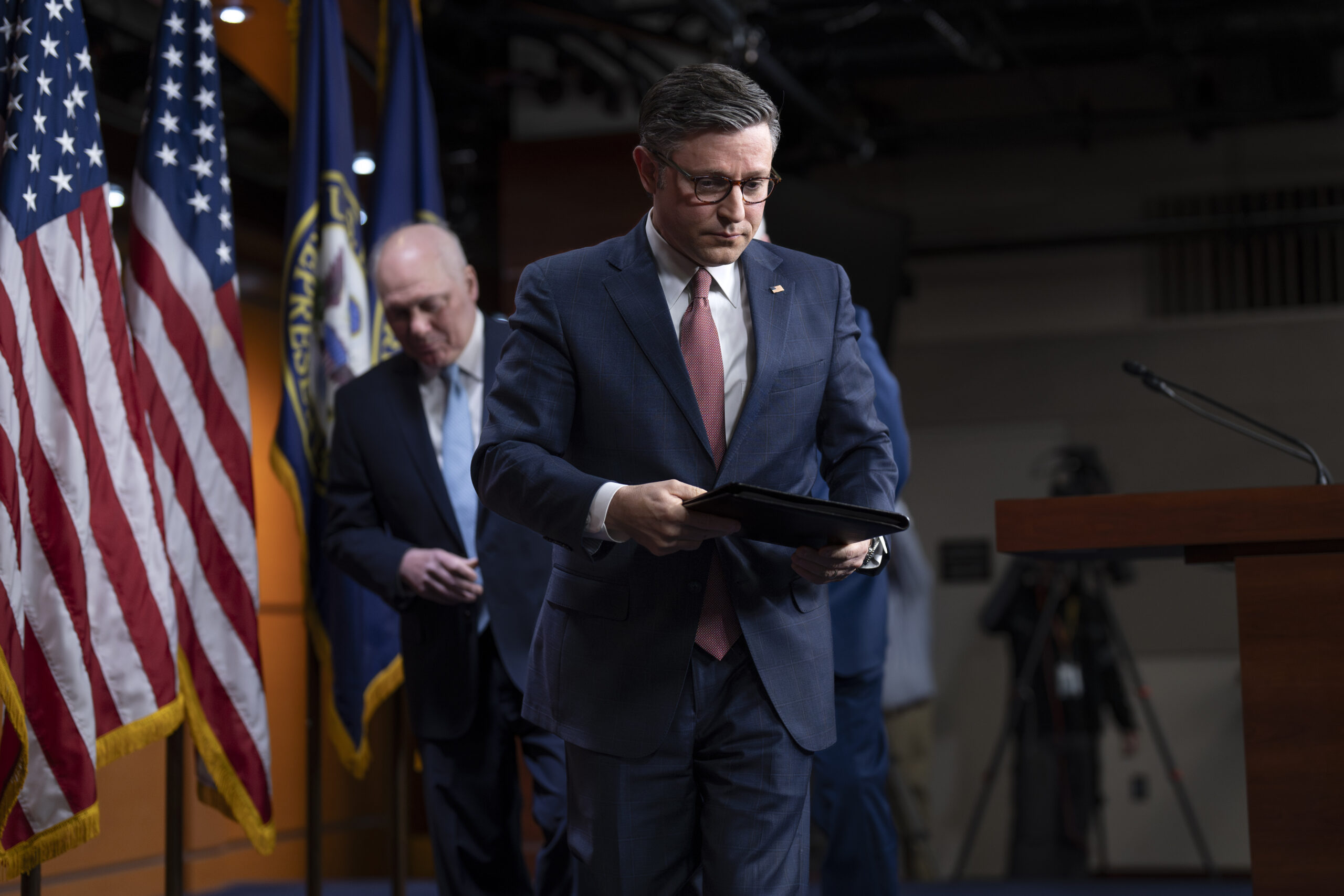 Lawmakers unveil final spending package as Congress races to avoid shutdown