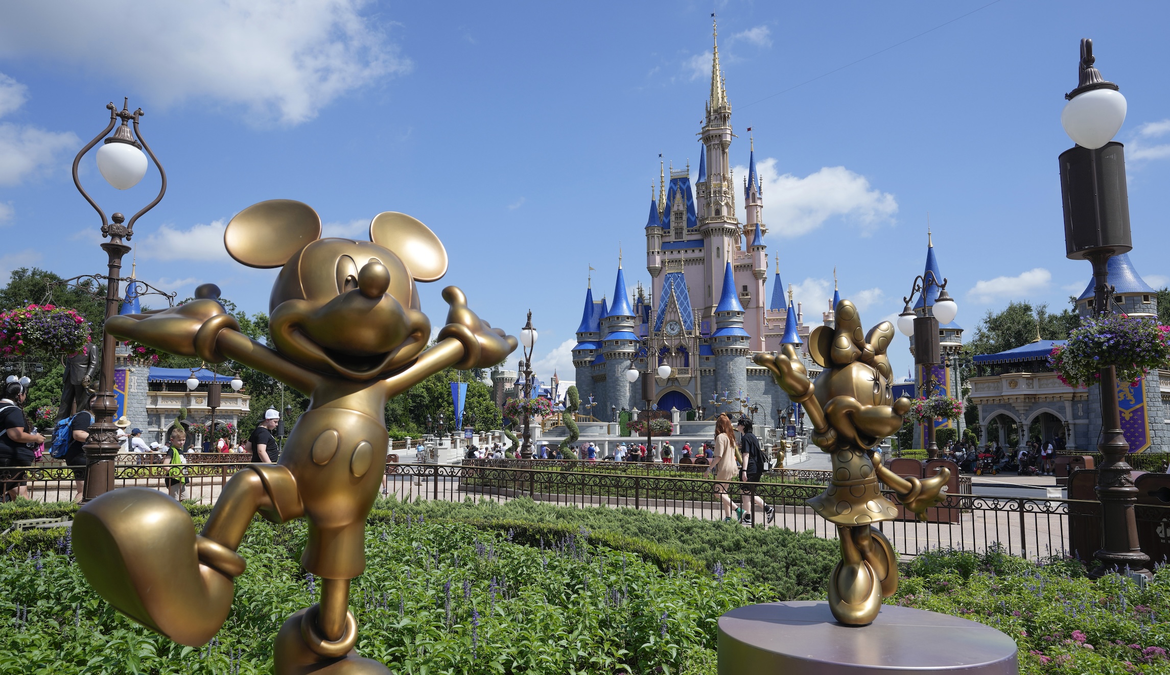 Make Disney great again