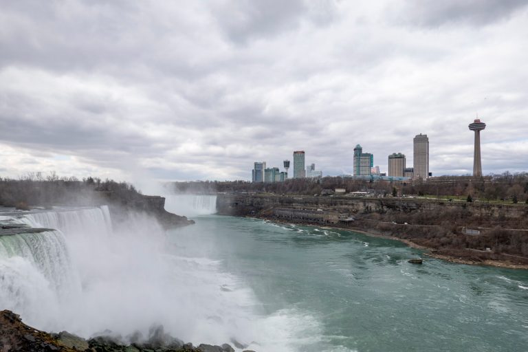 Niagara Falls under state of emergency amid solar eclipse