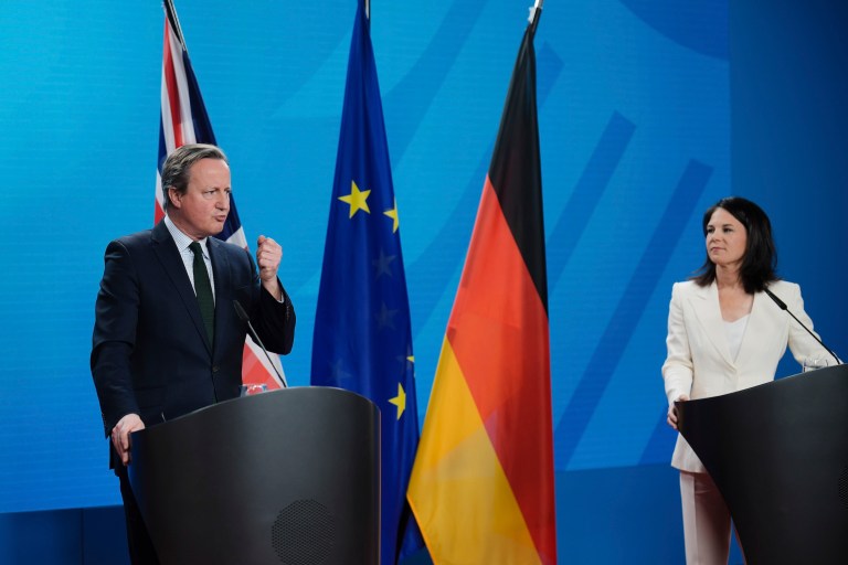 Top German and UK diplomats unite to pressure Scholz over Ukraine aid