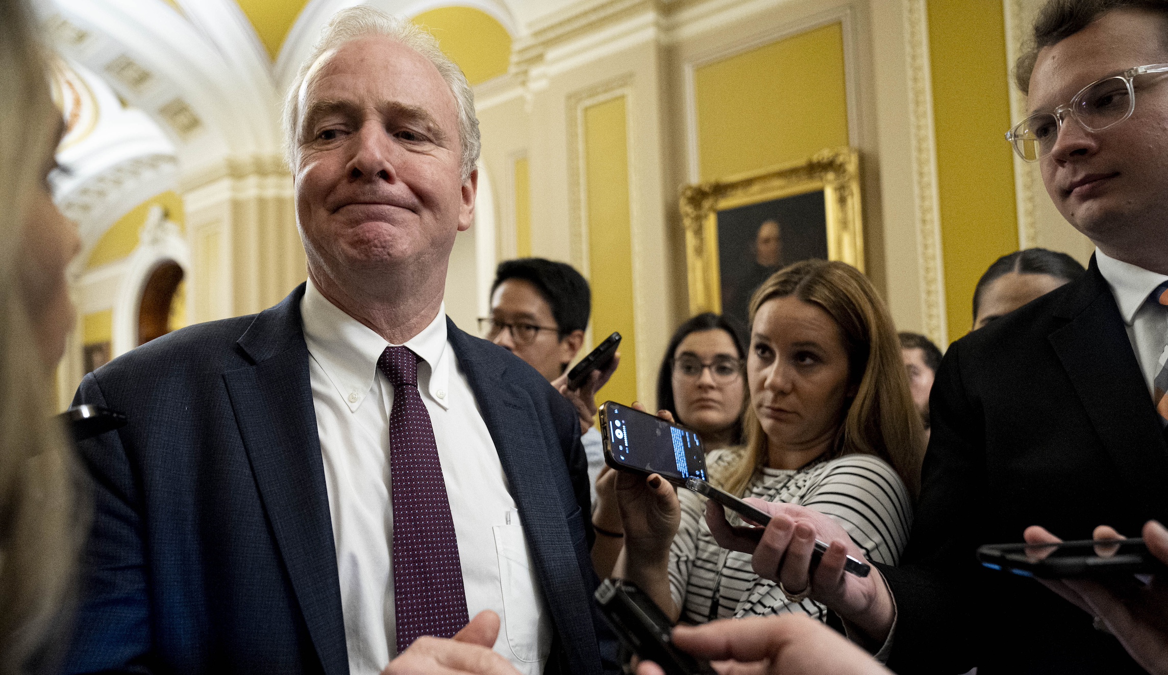 Chris Van Hollen pushes Biden to send humanitarian aid to Gaza