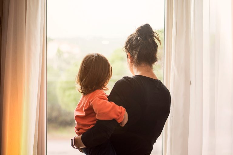 Single parents need support, not judgment