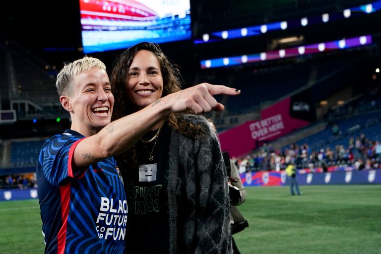 Megan Rapinoe to produce TV series on lesbian soccer players