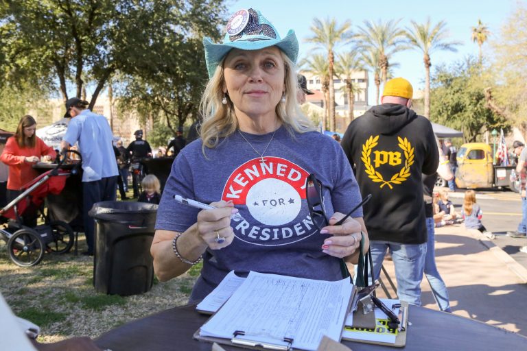 Three’s a crowd: Third-party candidates threaten to upend battleground Arizona