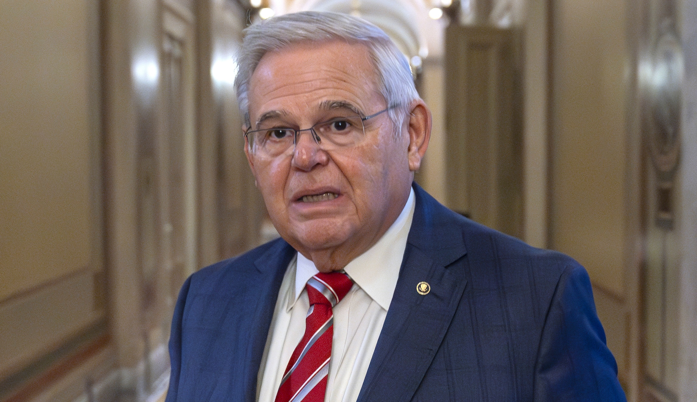 Menendez’s Senate bid looks dead in the water if he abandons his party: Poll