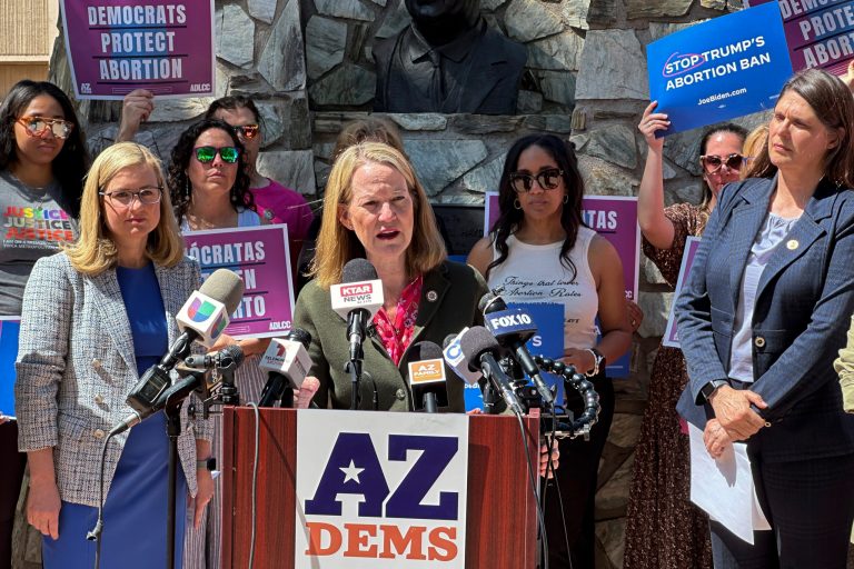 Democrats spy an opportunity in Arizona