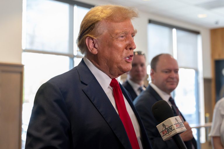 Megadonors come to Trump’s fundraising aid, federal reports show