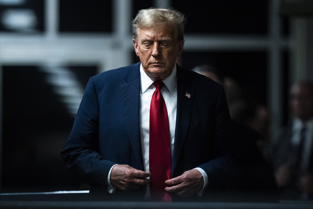 A striking contrast on Trump trial day