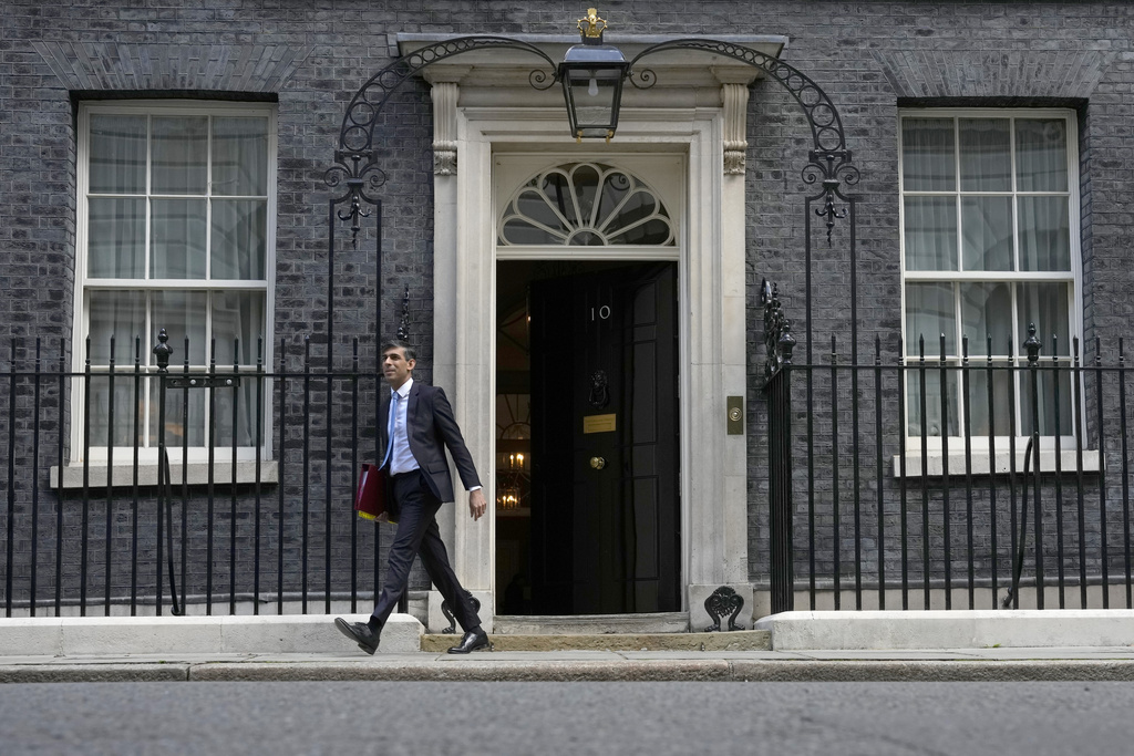 UK sends message to Trump, NATO, and Russia with defense budget hikes
