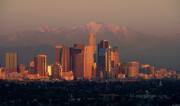 Los Angeles robbers commit record $30 million cash heist on Easter Sunday