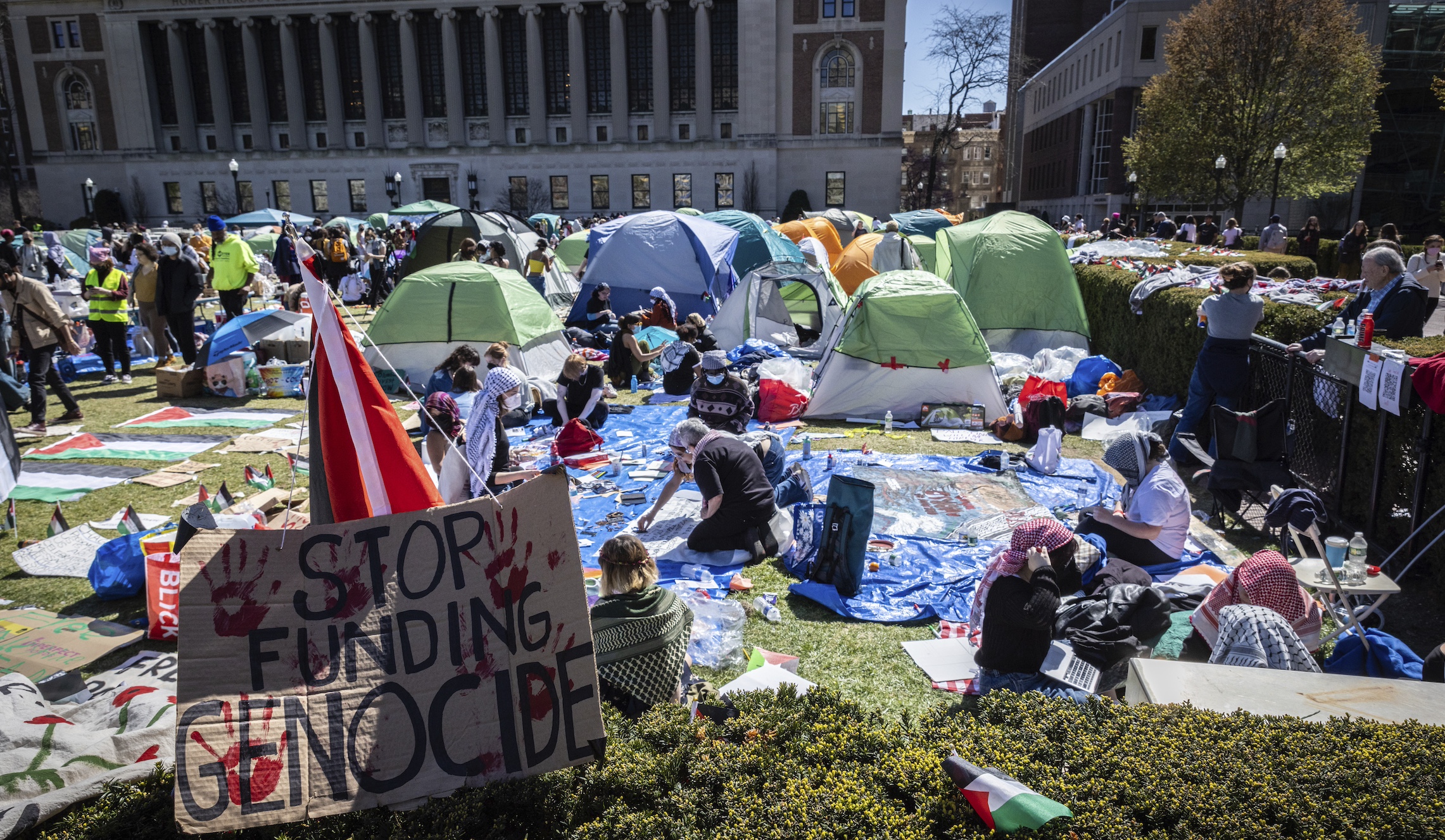 Democrats struggle to address antisemitic and pro-Palestinian protests on college campuses