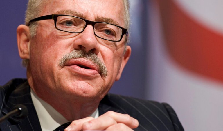 Bob Barr elected to lead NRA