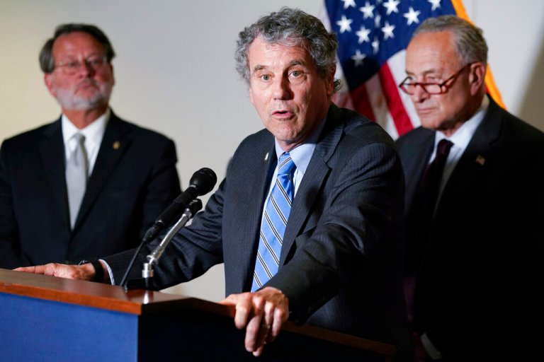 Democrats struggle to find footing on anti-Israel campus protests