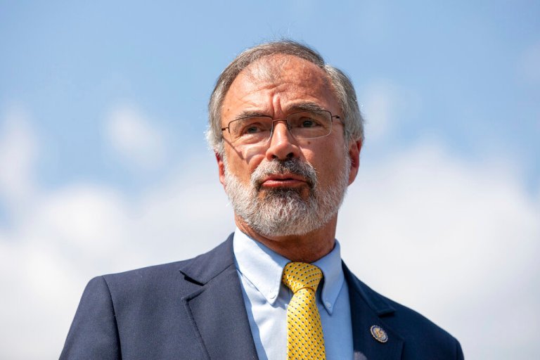 House Freedom Caucus picks Andy Harris to replace Good as chairman