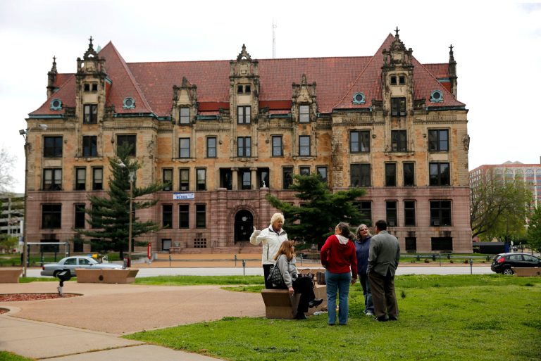 St. Louis loses appeal to keep collecting income taxes from remote workers