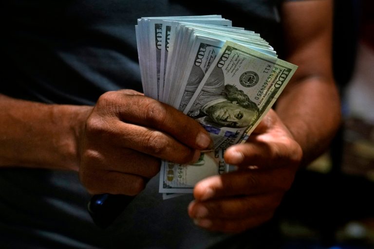 Republicans pull cash through shell company acting illegally, complaint says