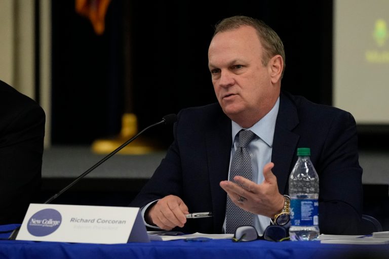 Florida college threatens to withhold degrees from pro-Palestinian protesters