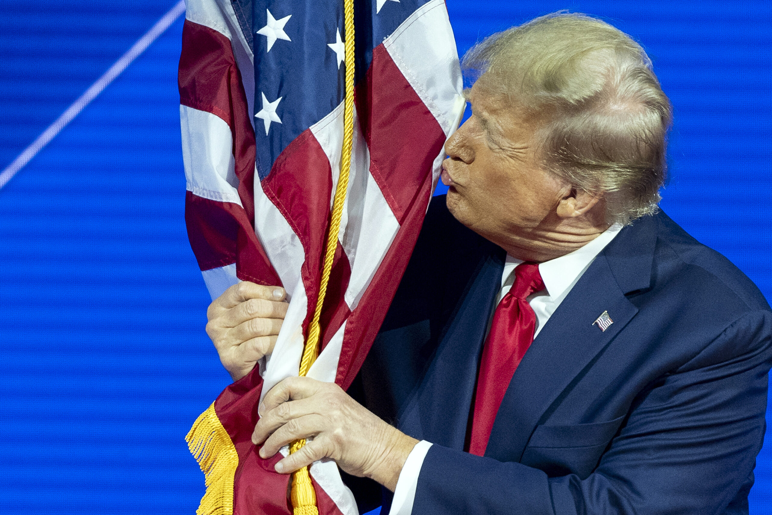 Trump auditions for unlikely role: GOP peacemaker