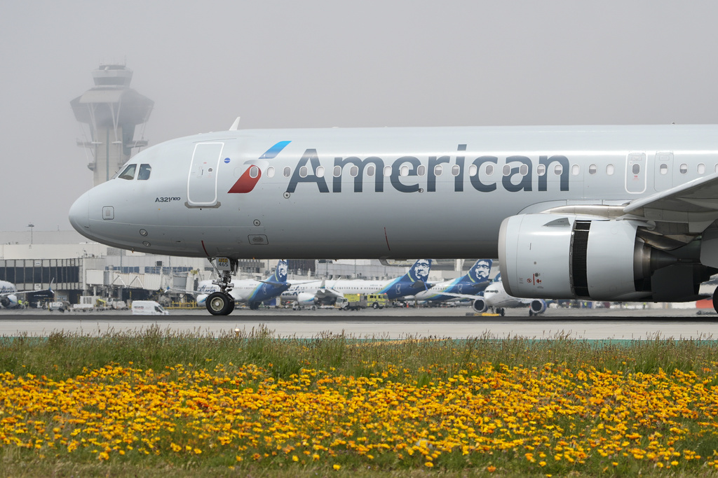 American Airlines up and running after technical glitch grounded flights nationwide
