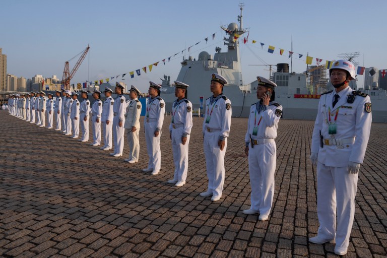 Bipartisan lawmakers push plans to beef up naval investments