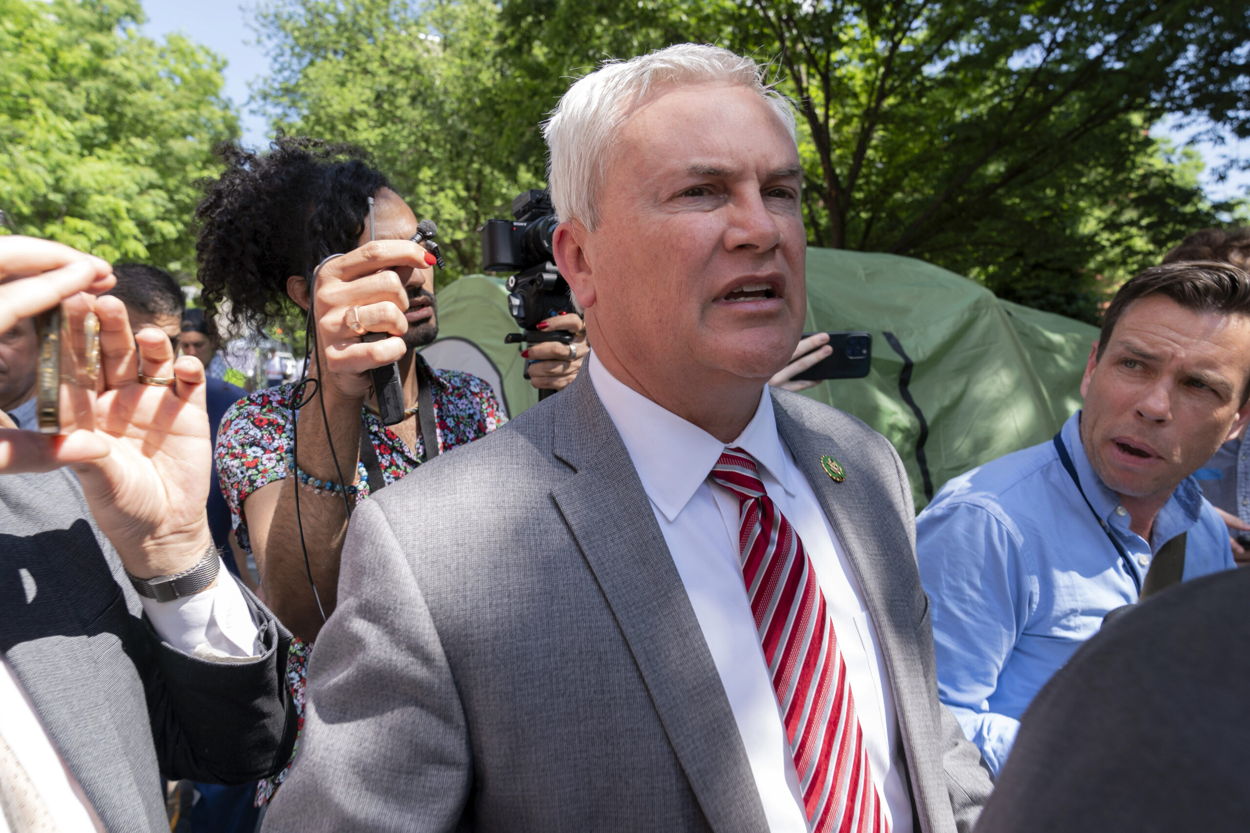 GOP demands budget cuts for agencies refusing to cooperate with House Oversight Committee