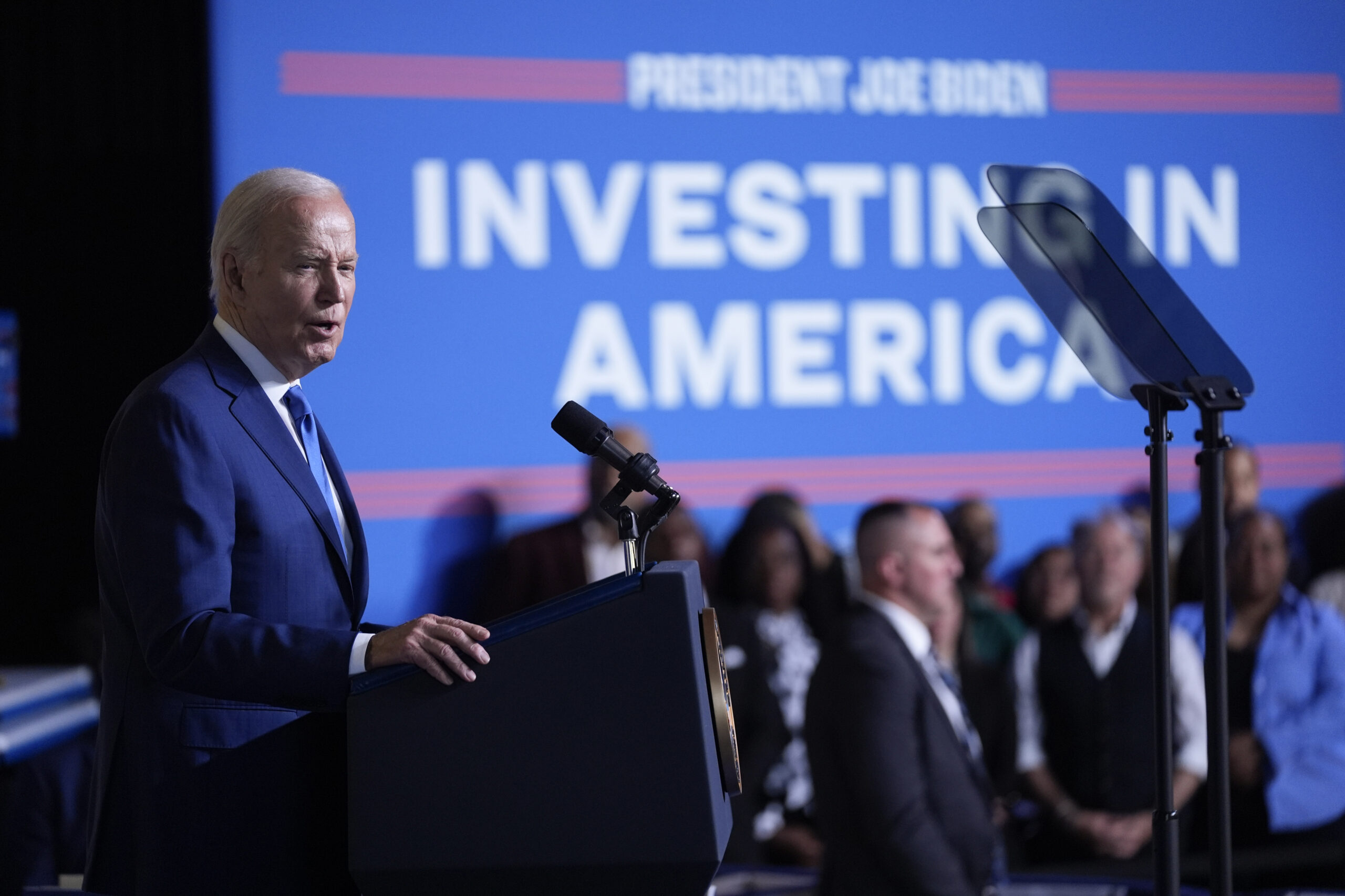 Biden digs at Trump for using ‘golden shovel’ during Microsoft Wisconsin event