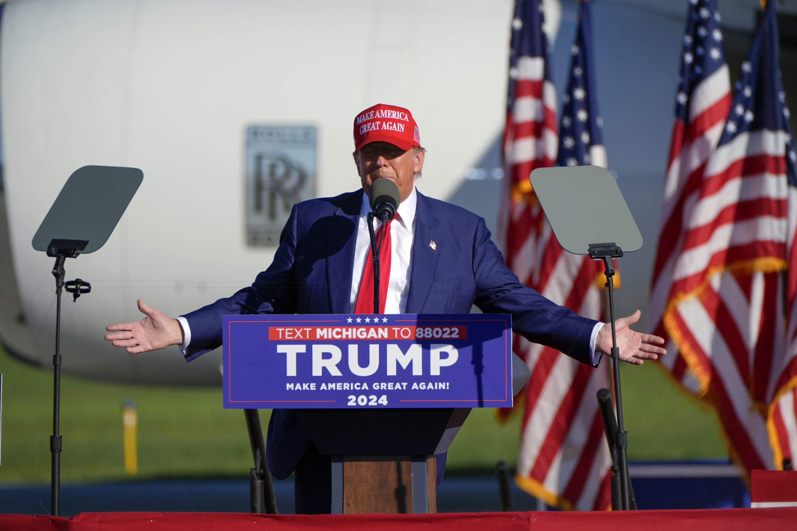 WATCH LIVE: Trump speaks at New Jersey rally