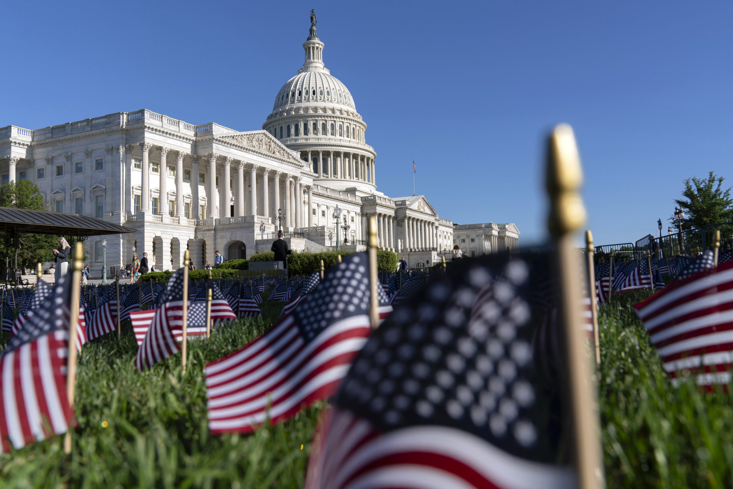 Bishop and Tuberville work to make May ‘Fallen Heroes Memorial Month’