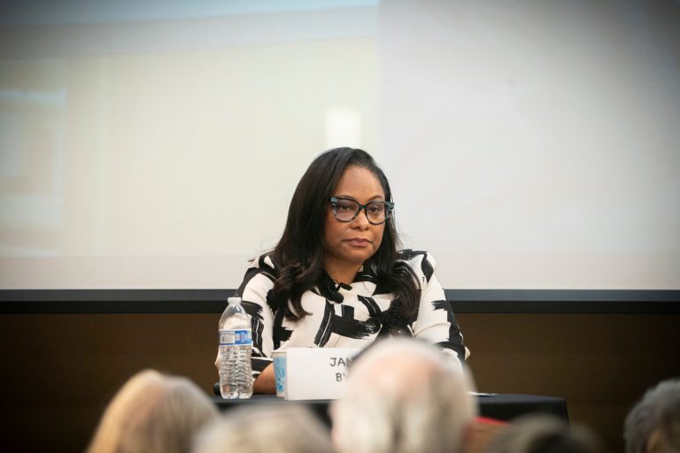 Oregon state Rep. Janelle Bynum advances to face Chavez-Deremer in key House race