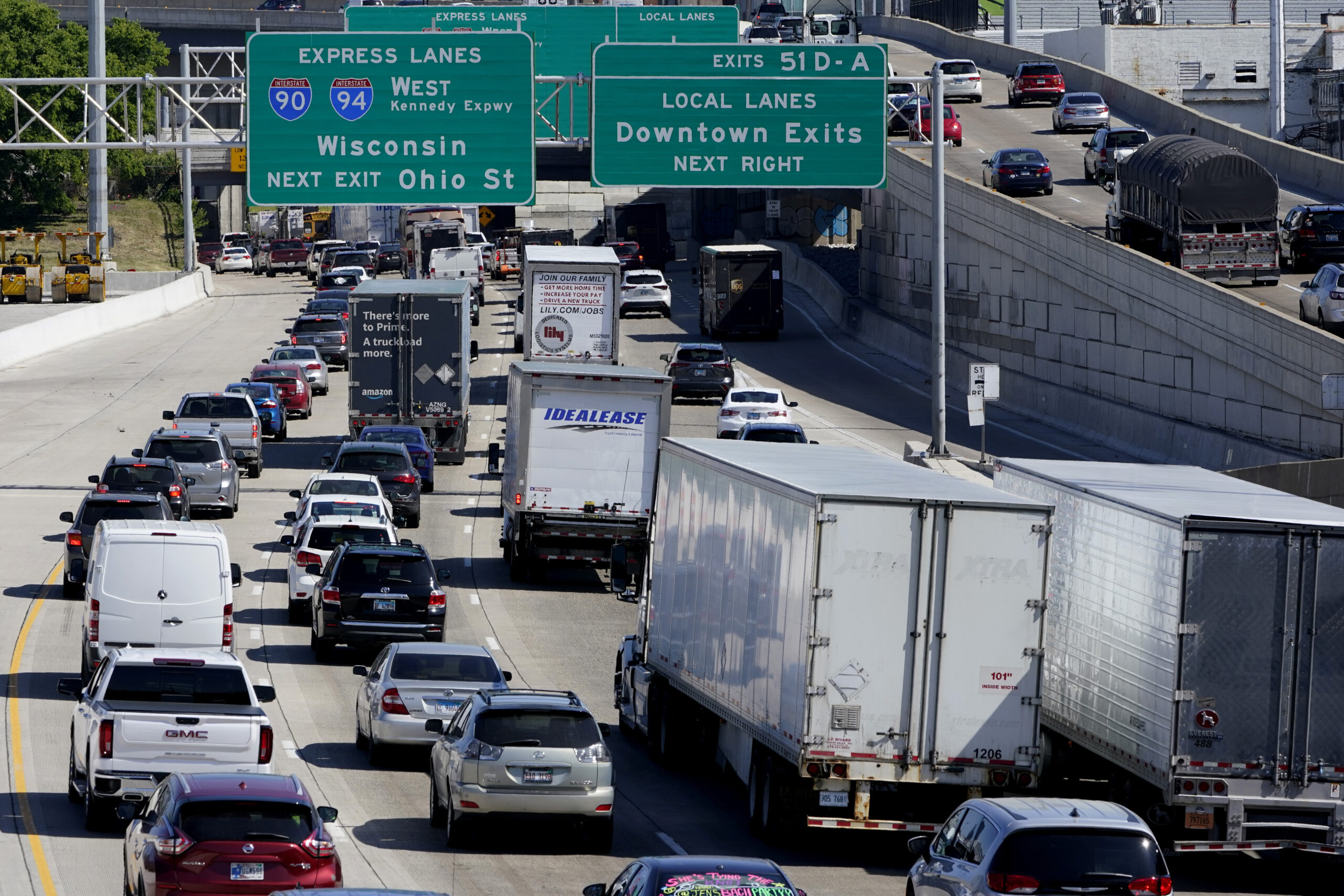 Memorial Day: What to know about traveling this weekend