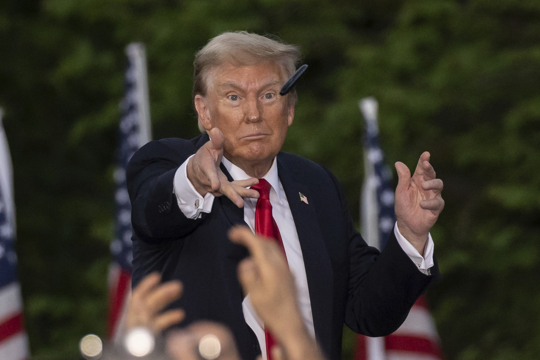 Private equity giant’s support gives Trump access to deep-pocketed donors