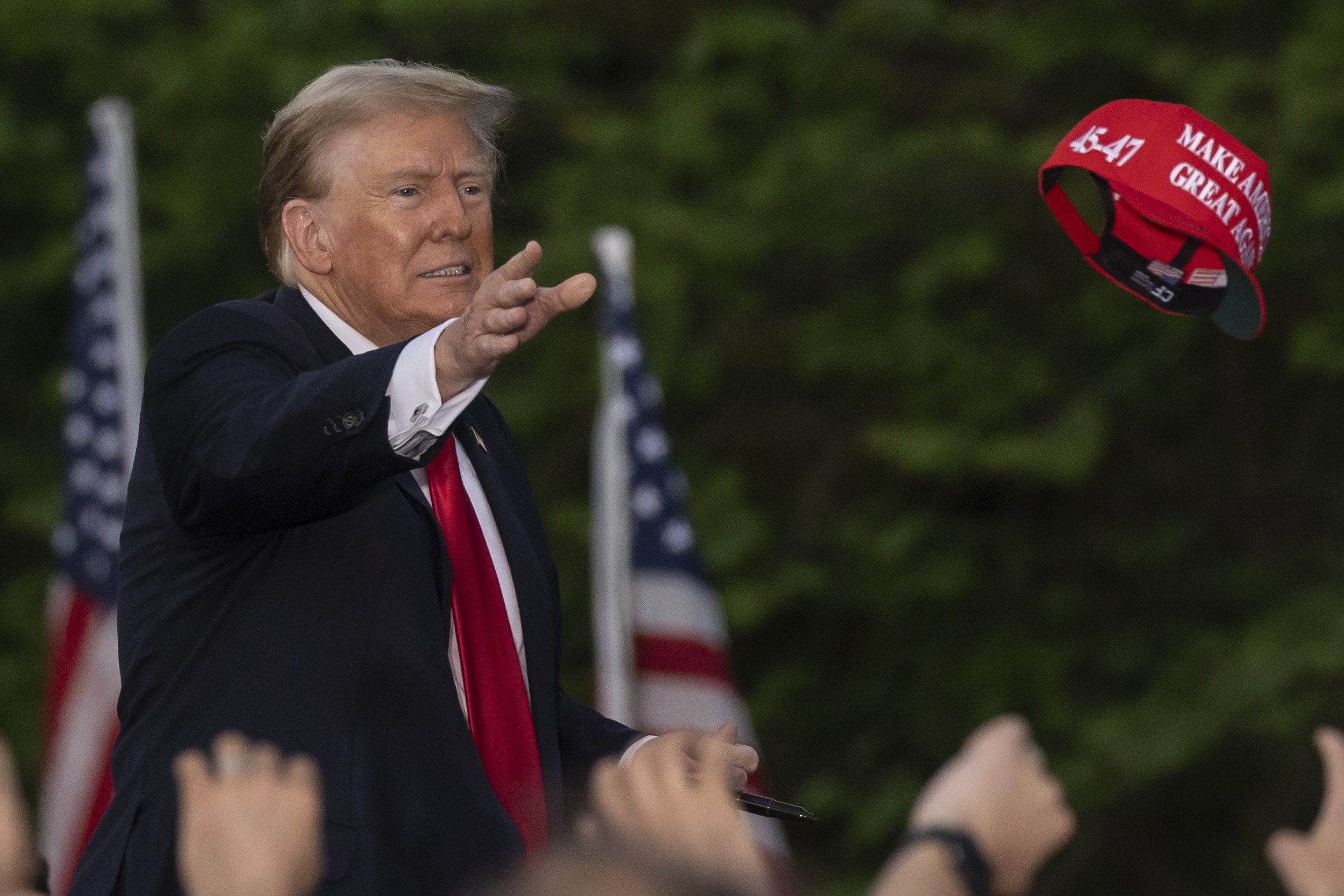 Why Trump’s big polling lead might slip out from under him on Election Day