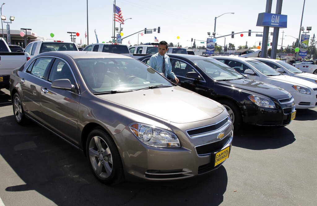 Cars must be built to beep at speeding drivers in California under new bill