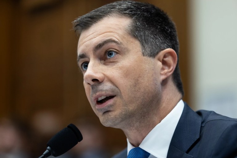 Pete Buttigieg demands Trump fire Waltz after war plan ‘screw-up’