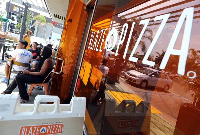 Blaze Pizza to move headquarters out of California in wake of state’s minimum wage hike