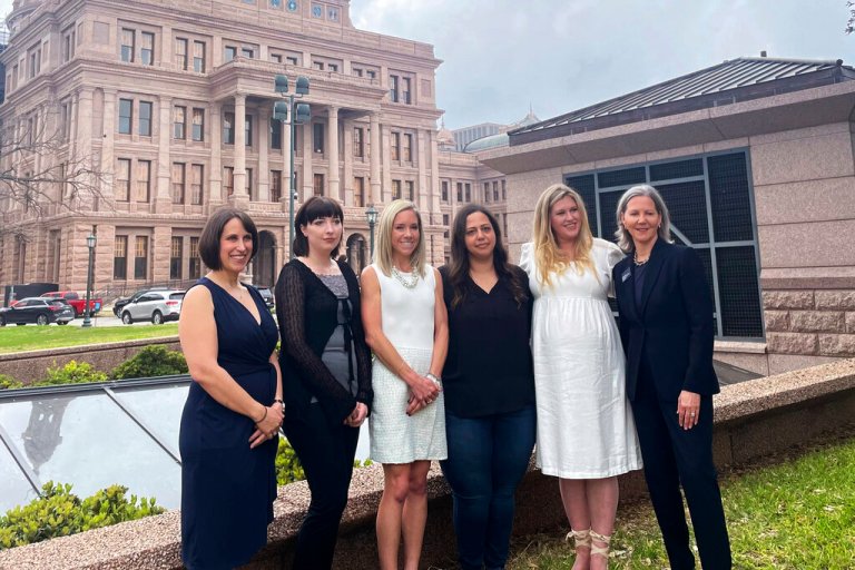 Woman who left Texas for abortion joins with Texas Democrats and blasts Trump