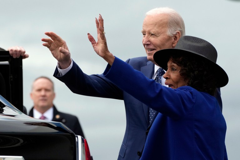 Maxine Waters suggests Trump-supporting ‘domestic terrorists’ are preparing to start civil war