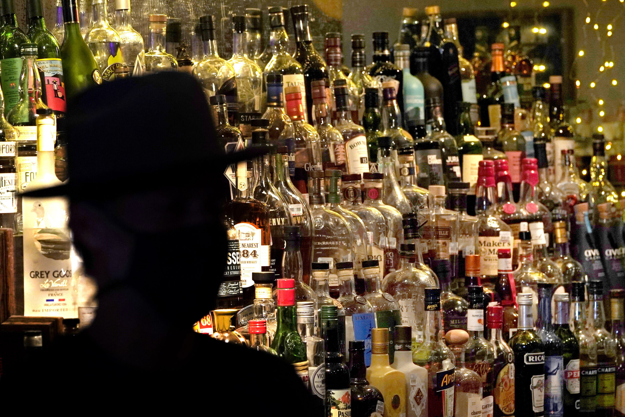 Idaho bar launches fundraiser for support as it celebrates ‘Heterosexual Awesomeness Month’