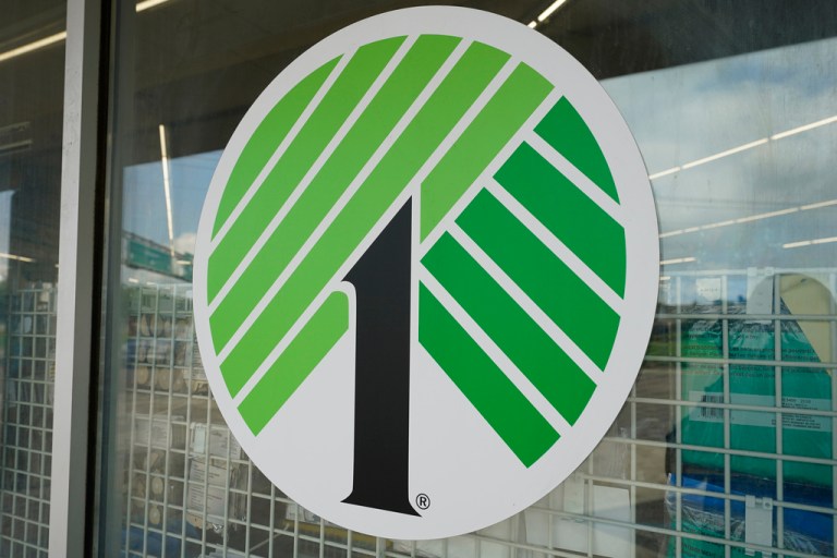 FDA threatens legal action against Dollar Tree for failed recall of lead-tainted apple sauce