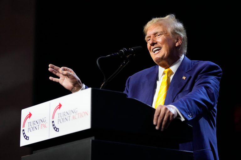 WATCH LIVE: Donald Trump gives remarks  following meeting with GOP lawmakers