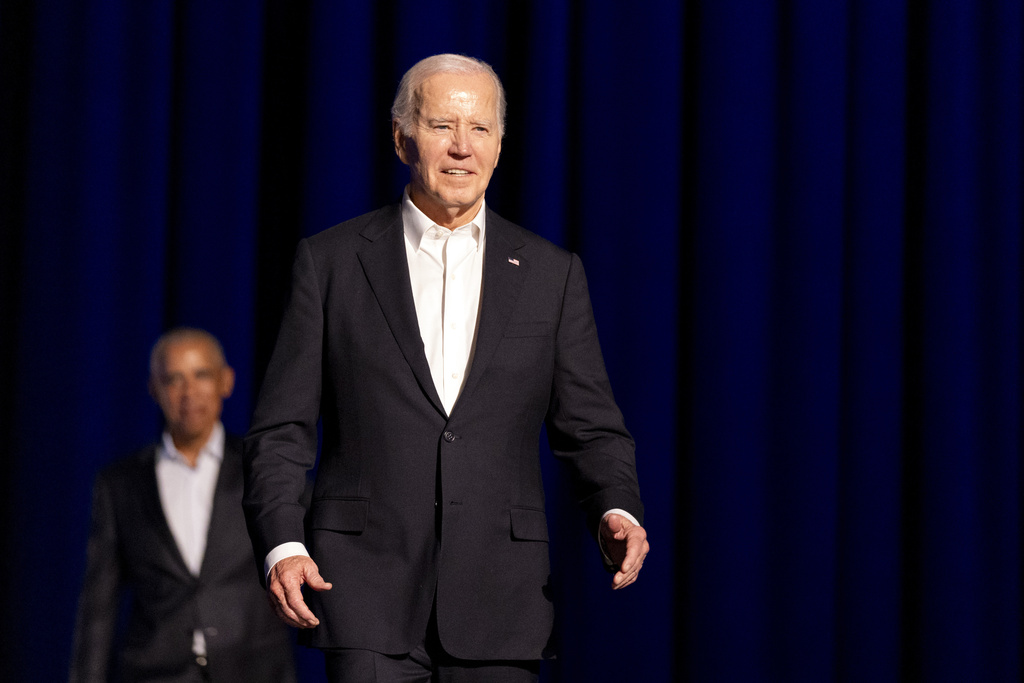 Motionless Biden led offstage by Obama after star-studded fundraiser